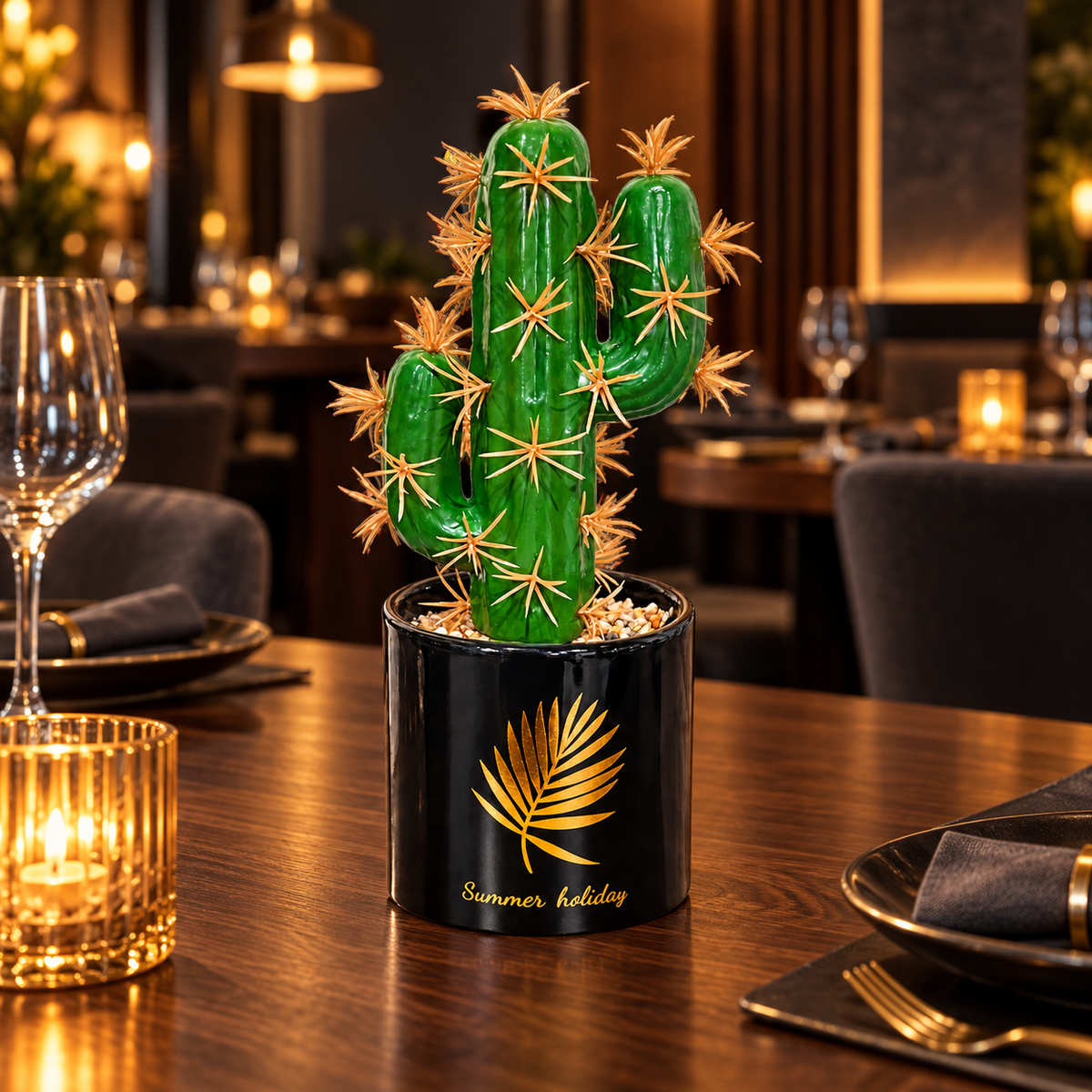 Cactus artificial decorativ în ghiveci – accent verde fără întreținere