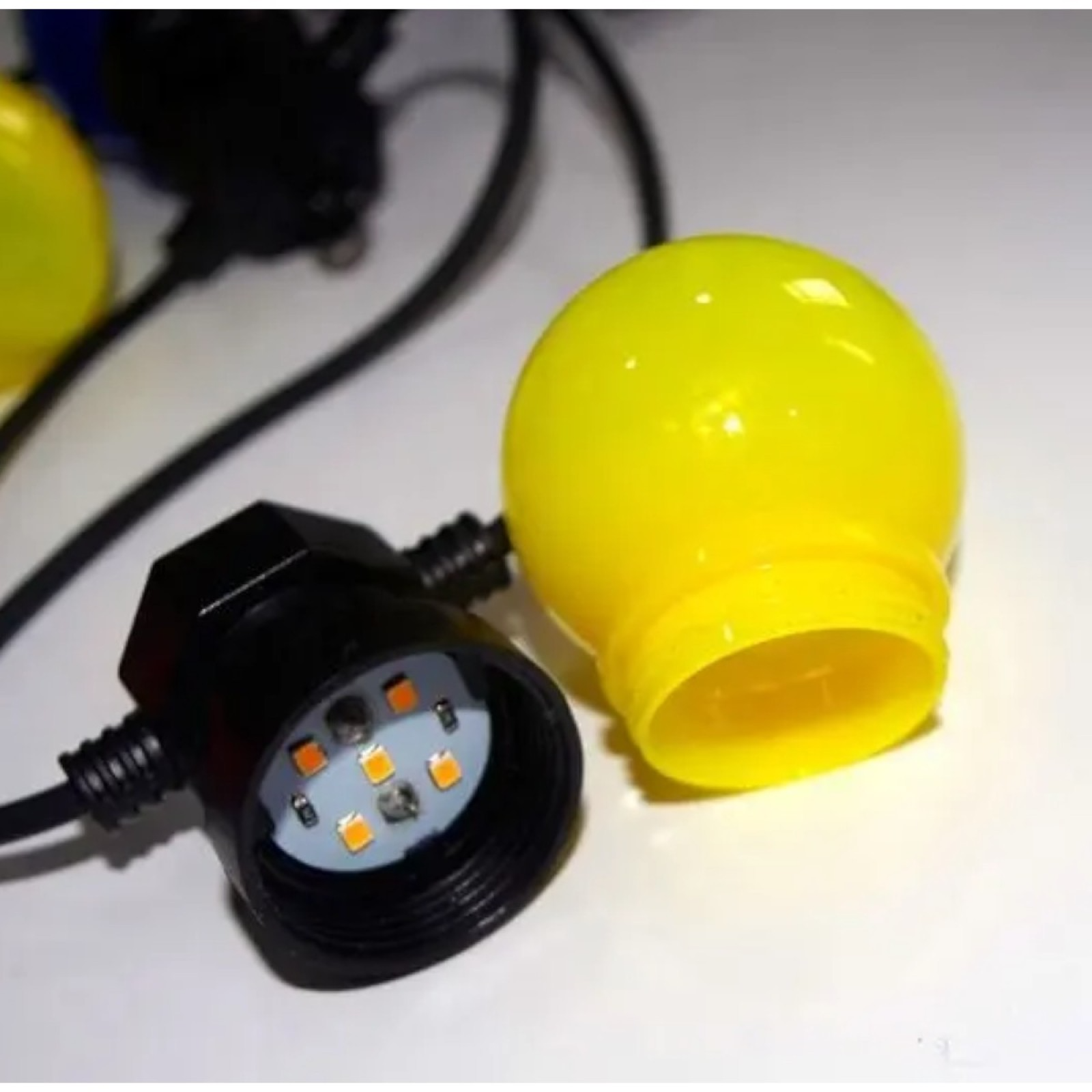 Ghirlanda luminoasa, decorativa, interconectabila, 5m, 10 Becuri LED, Lumina Multicolor