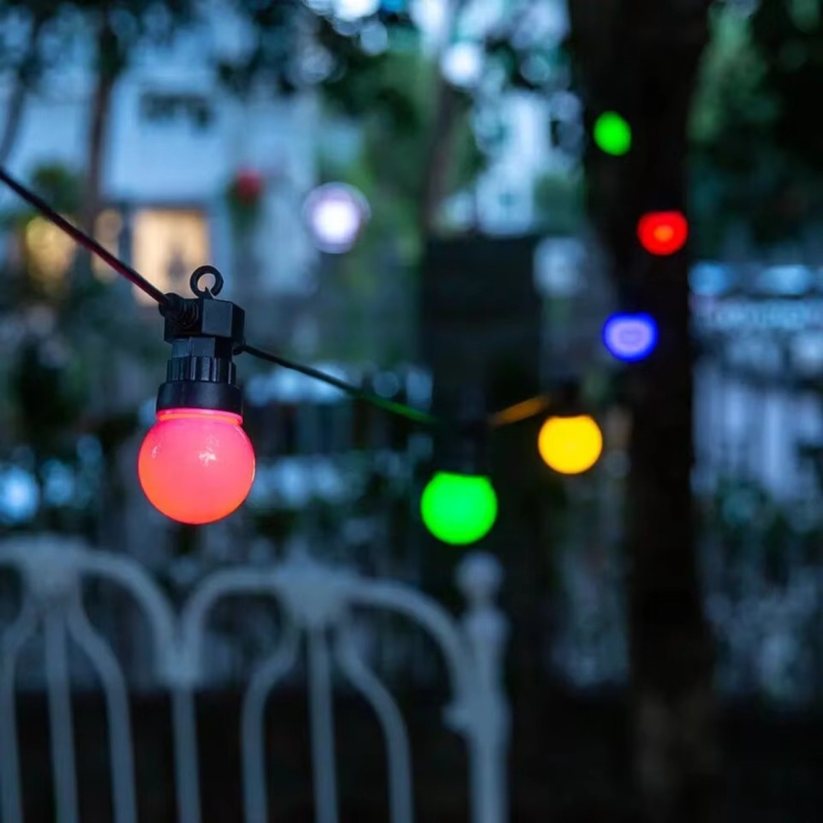 Ghirlanda luminoasa, decorativa, interconectabila, 5m, 10 Becuri LED, Lumina Multicolor